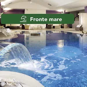 Yes Touring & Hotel